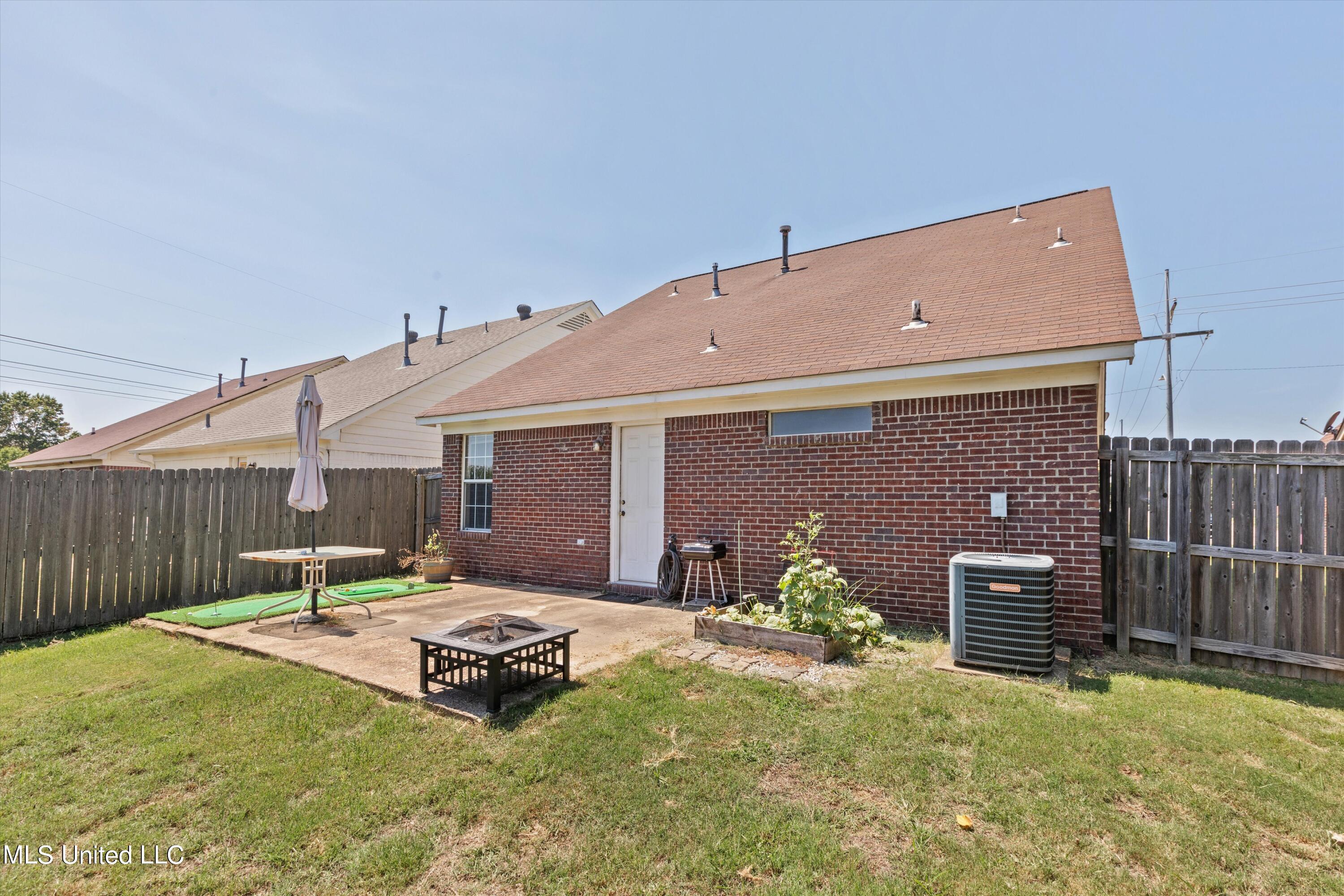 7734 S Chesterfield Drive