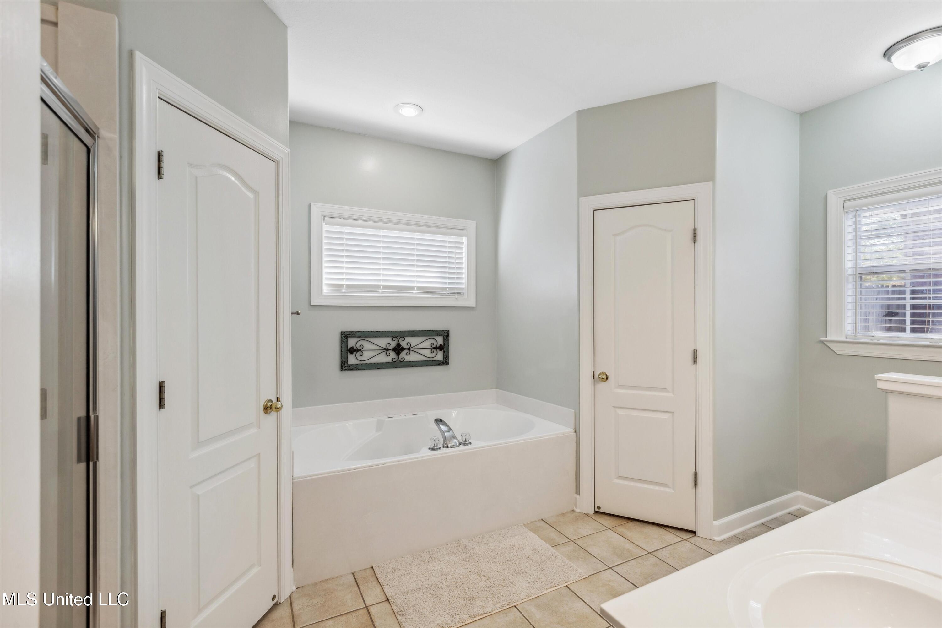 4504 Graystone Drive