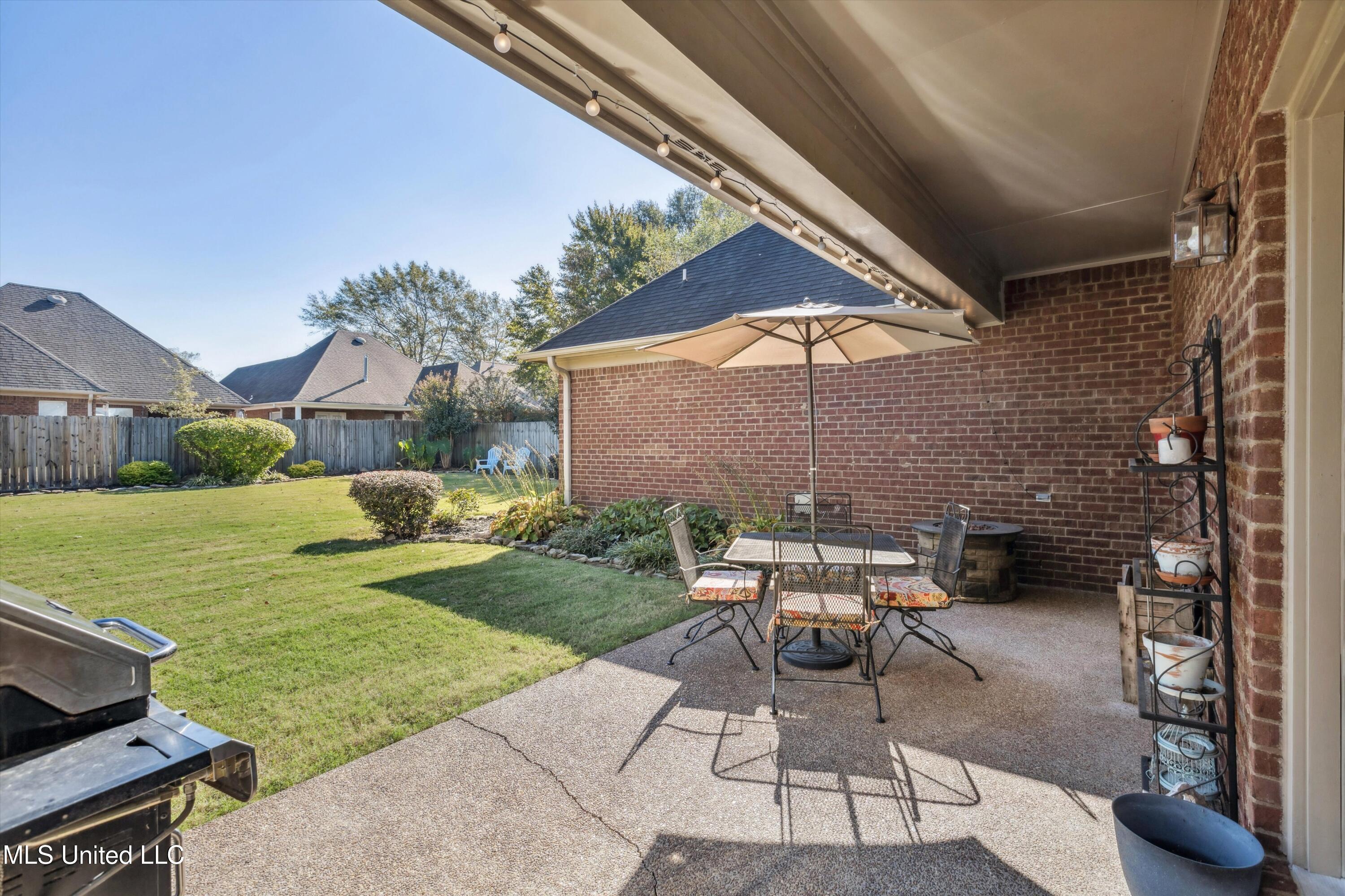 4504 Graystone Drive