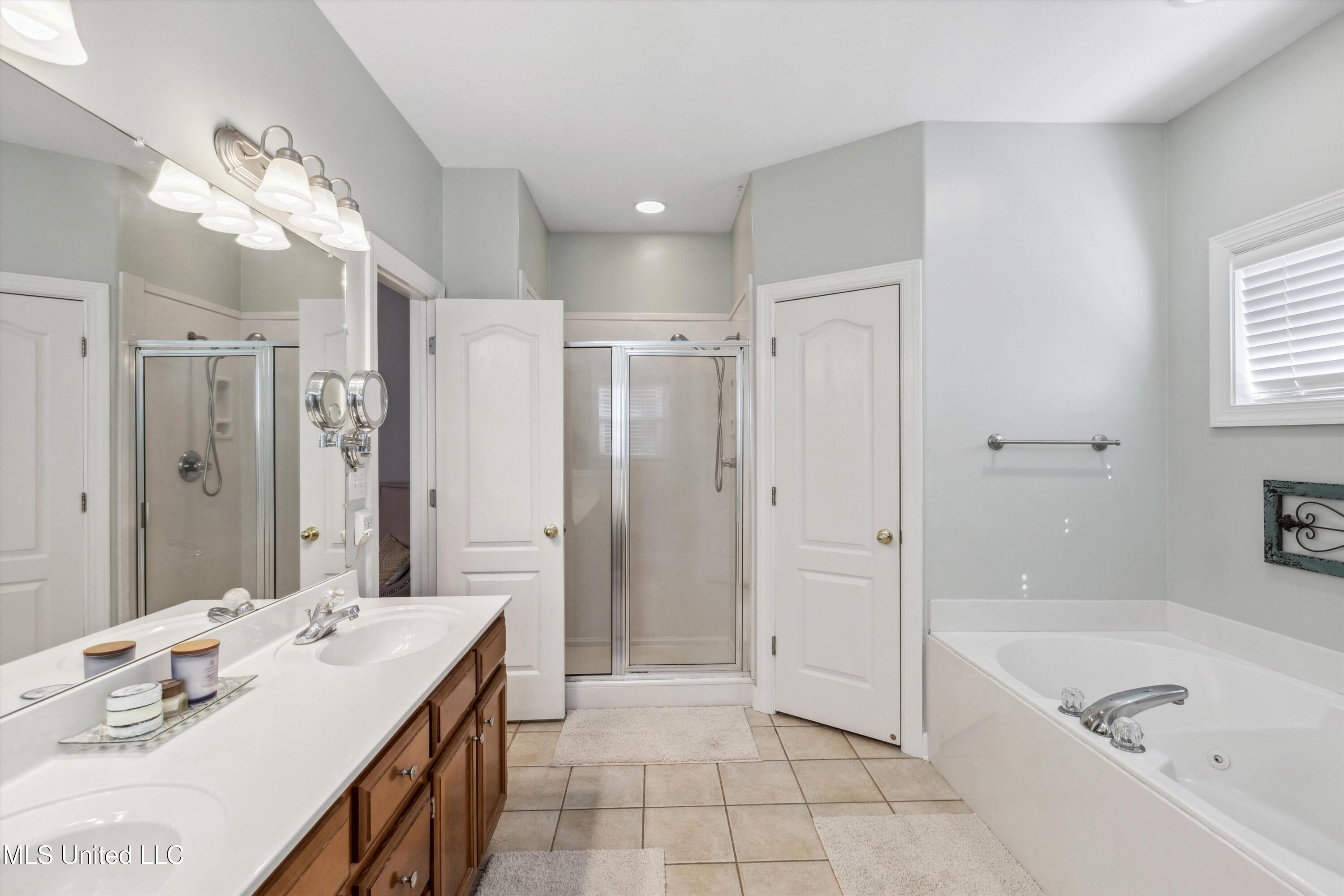 4504 Graystone Drive