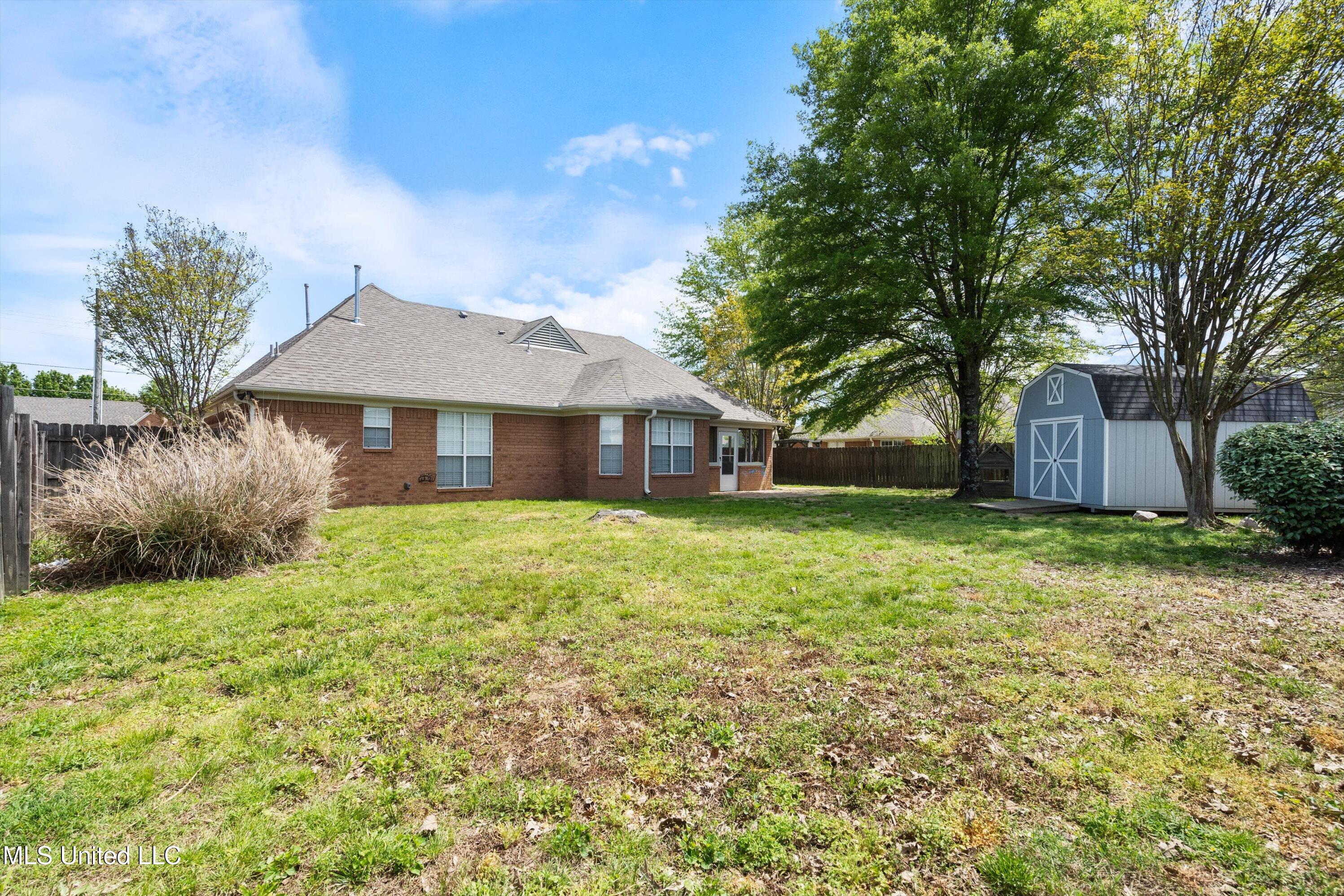 6279 Braybourne Main