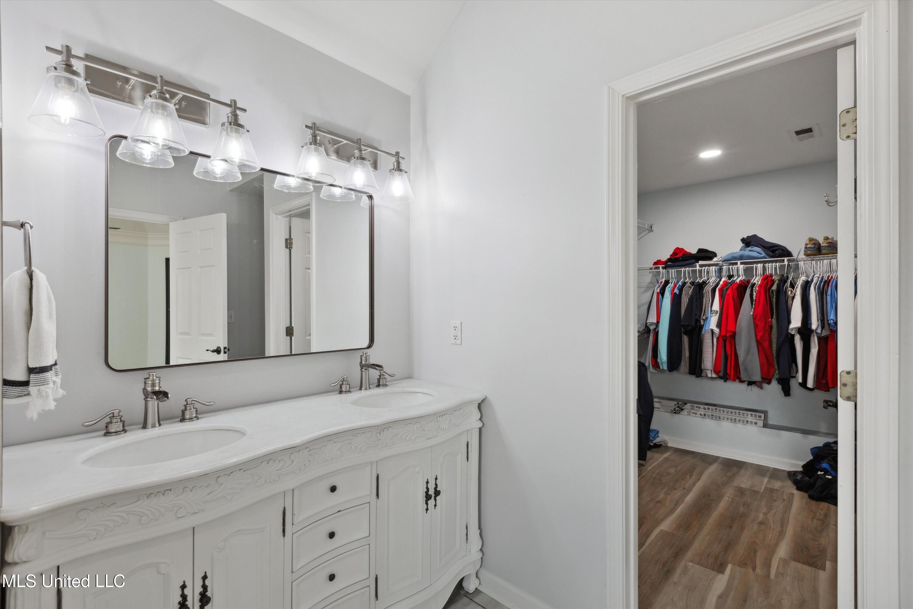 13103 Braybourne Cove