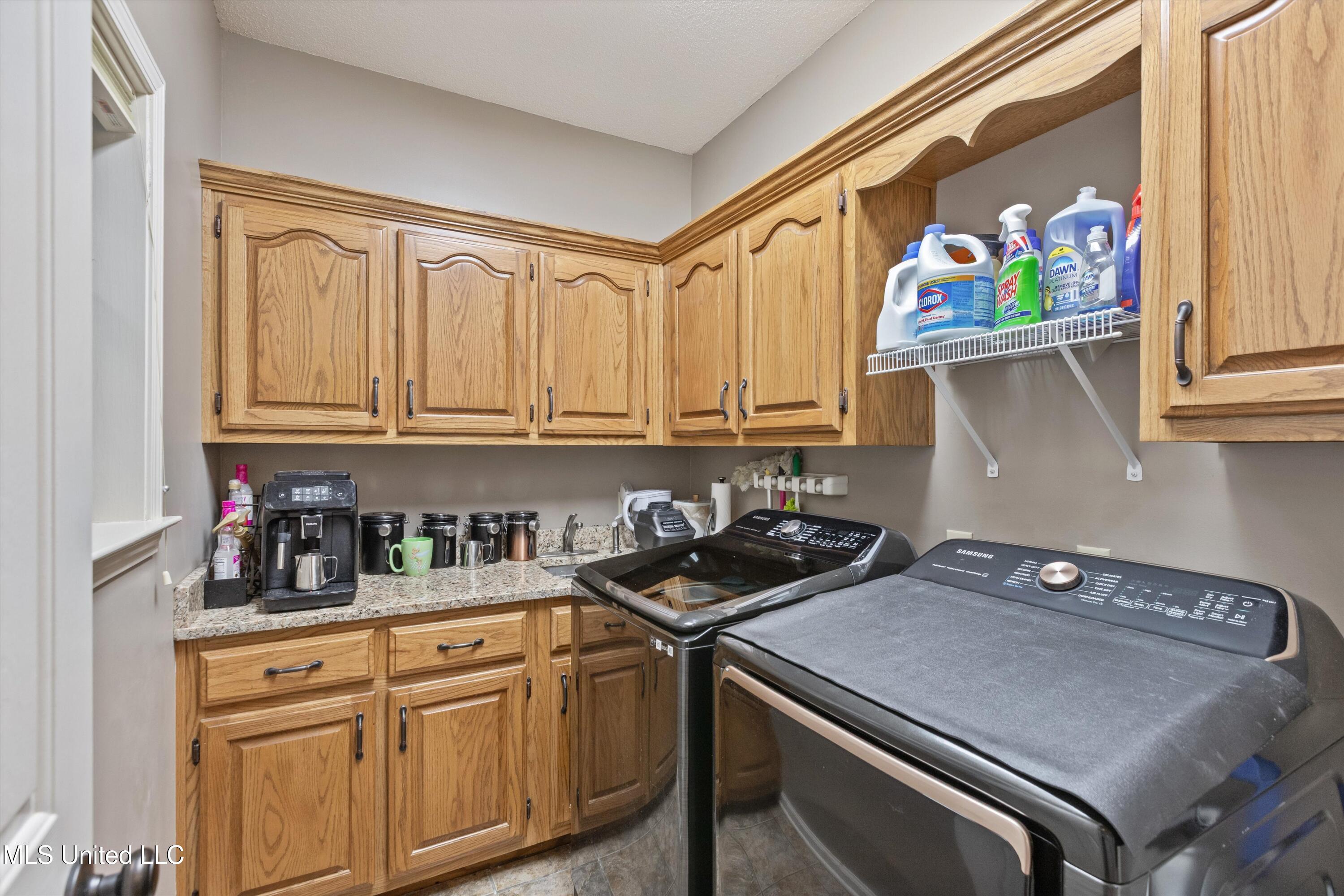 2075 Wood Hill Drive