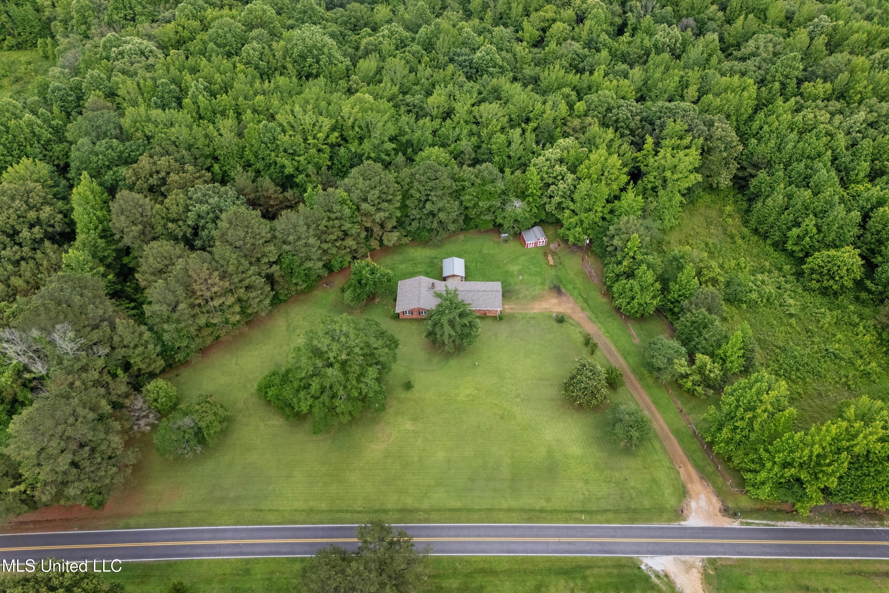 4701 S Old Highway 7 South