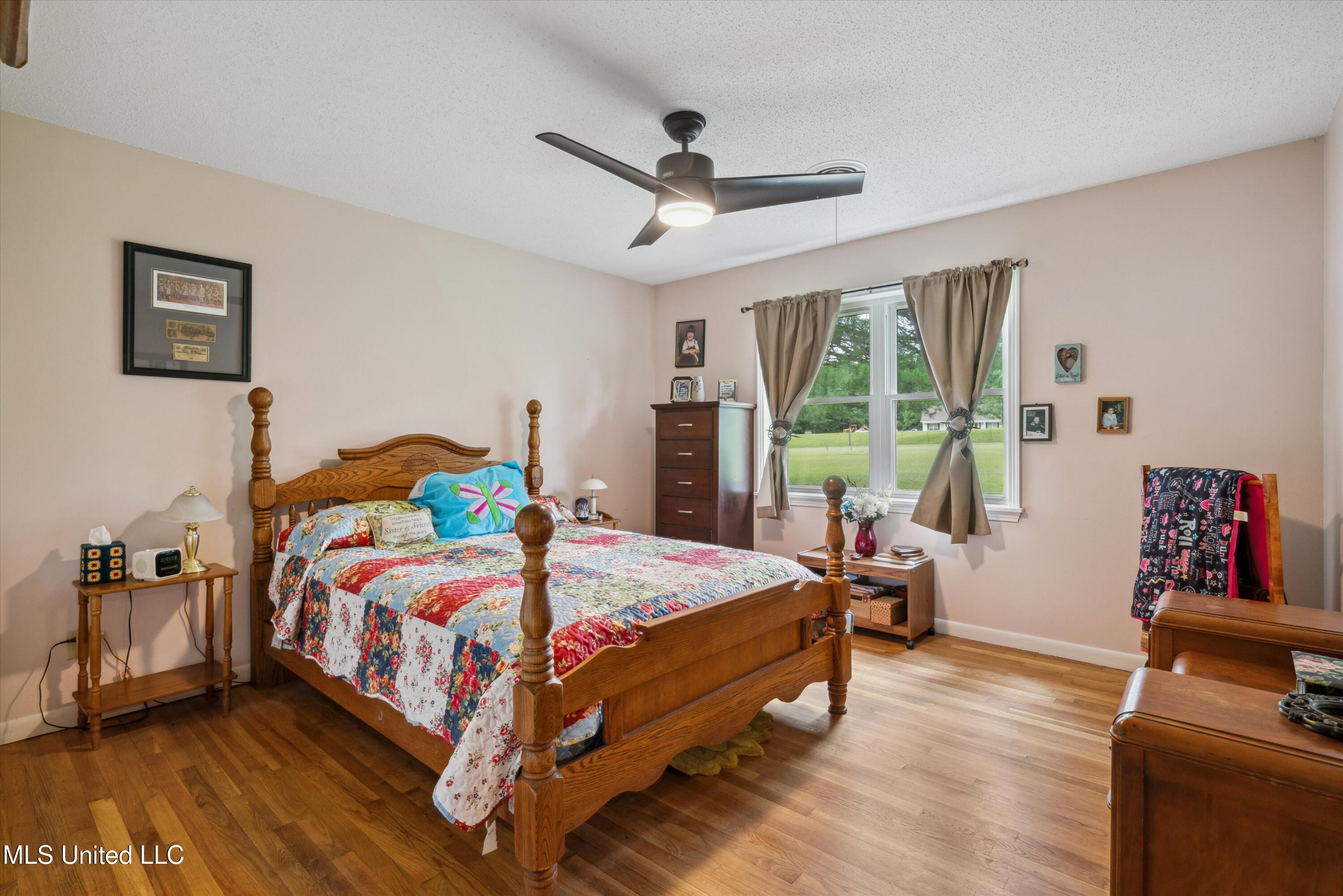 4701 S Old Highway 7 South