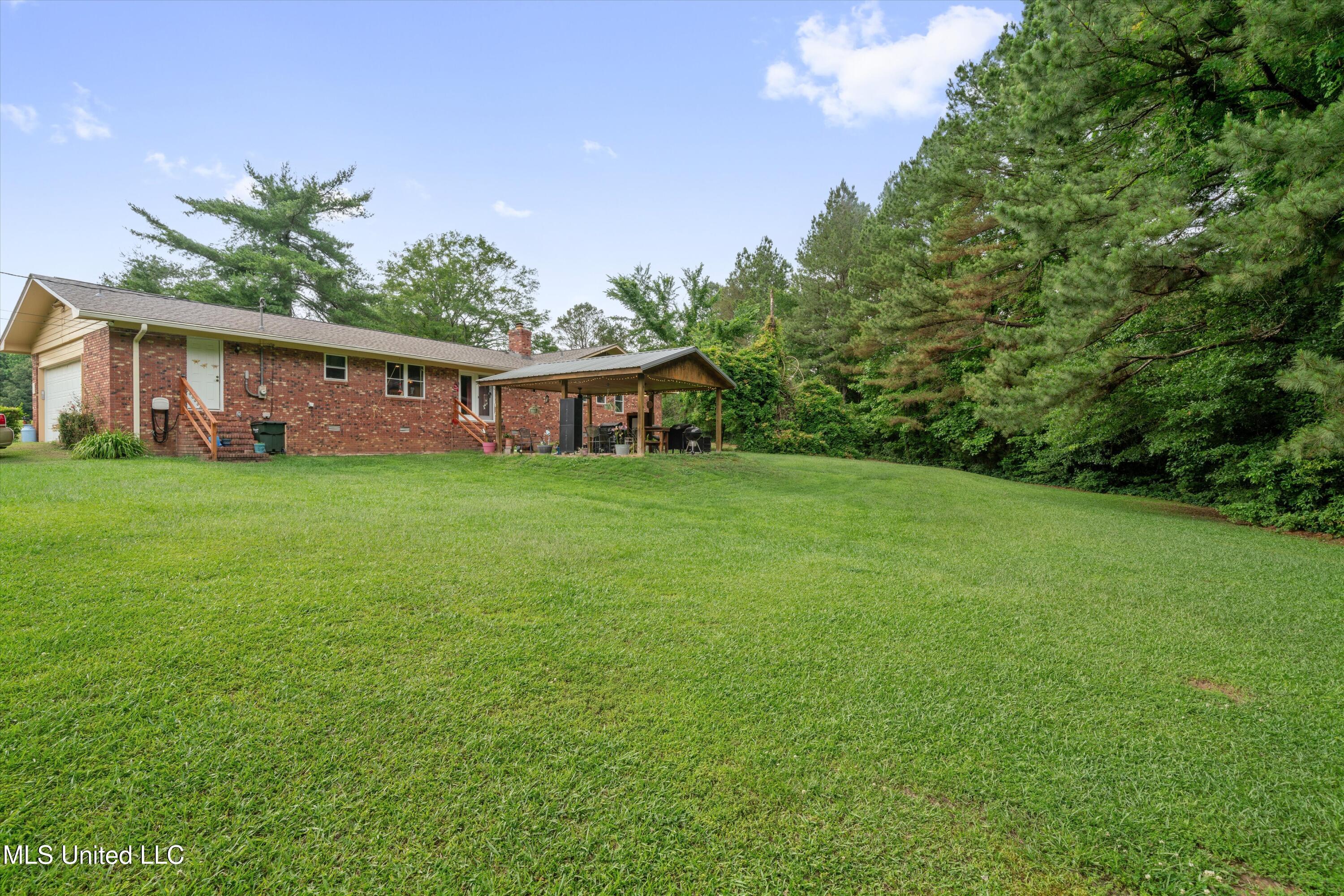 4701 S Old Highway 7 South