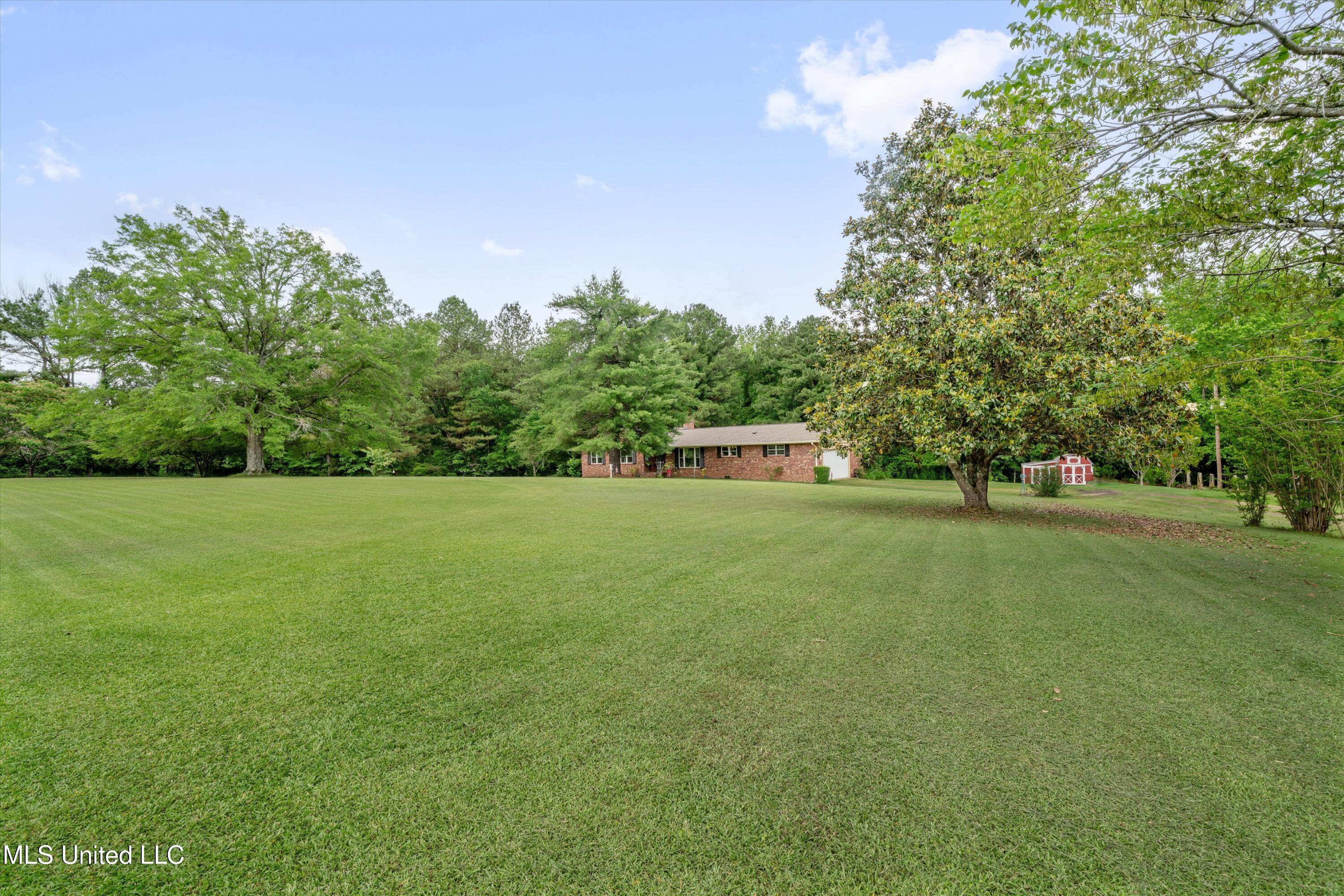 4701 S Old Highway 7 South