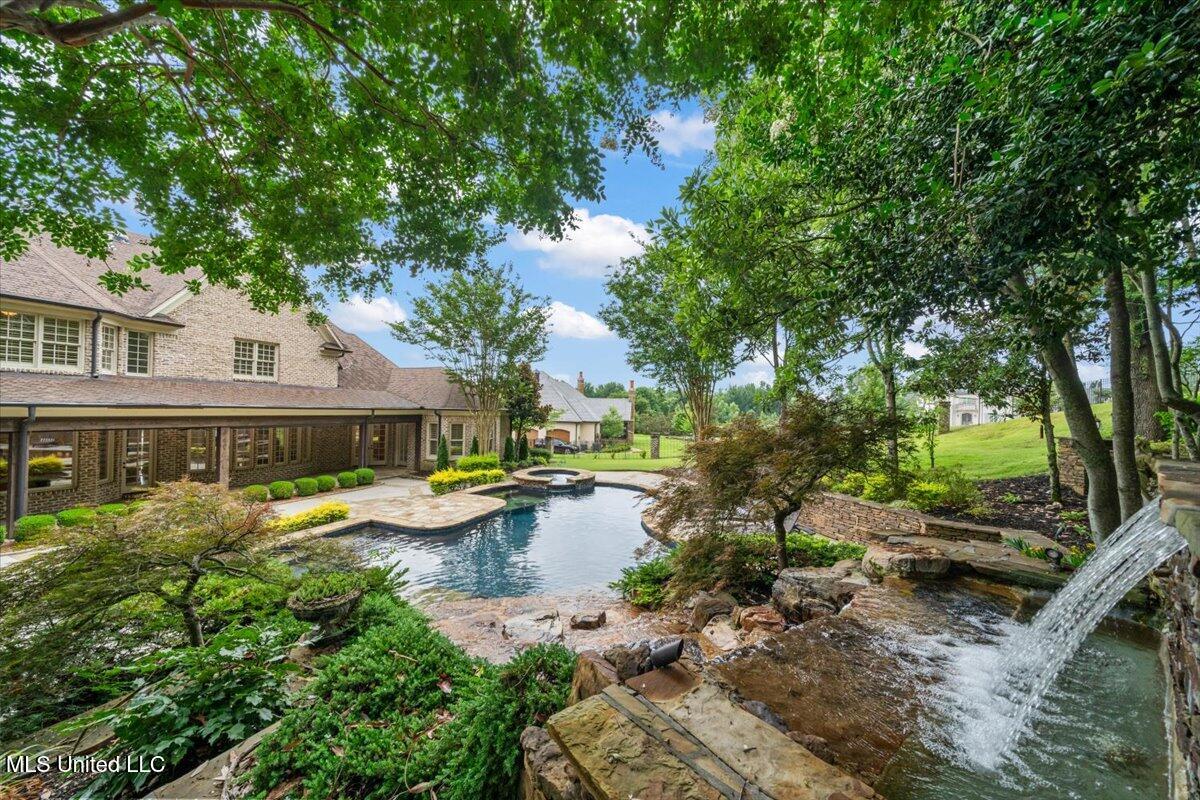 4665 Crystal Springs Cove