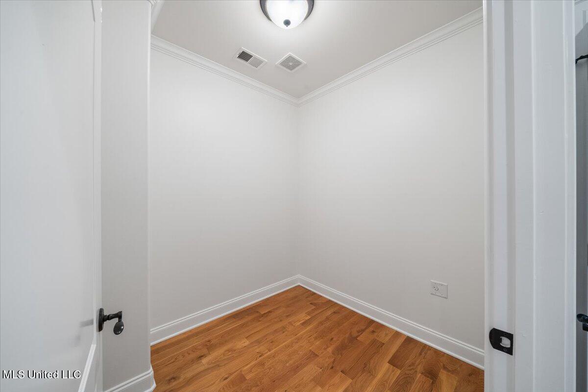 4665 Crystal Springs Cove