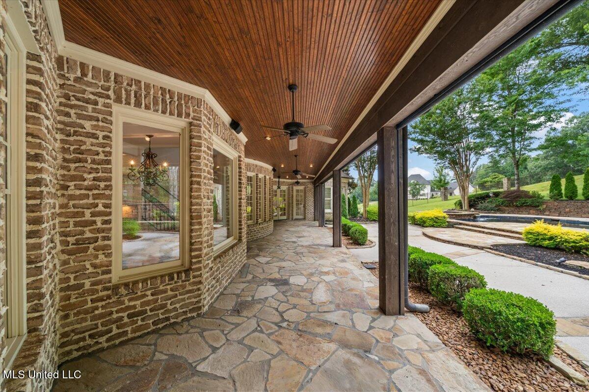 4665 Crystal Springs Cove