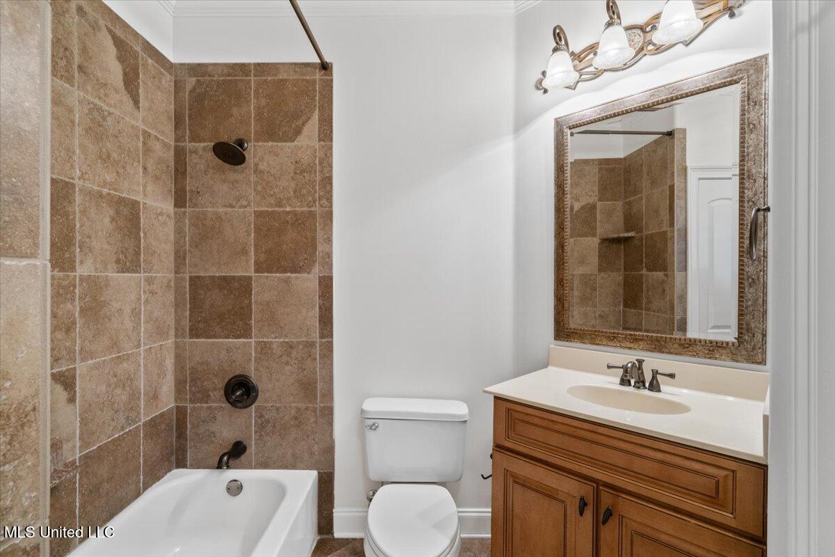 4665 Crystal Springs Cove