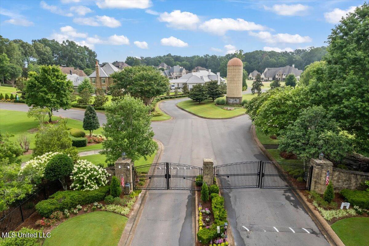 4665 Crystal Springs Cove