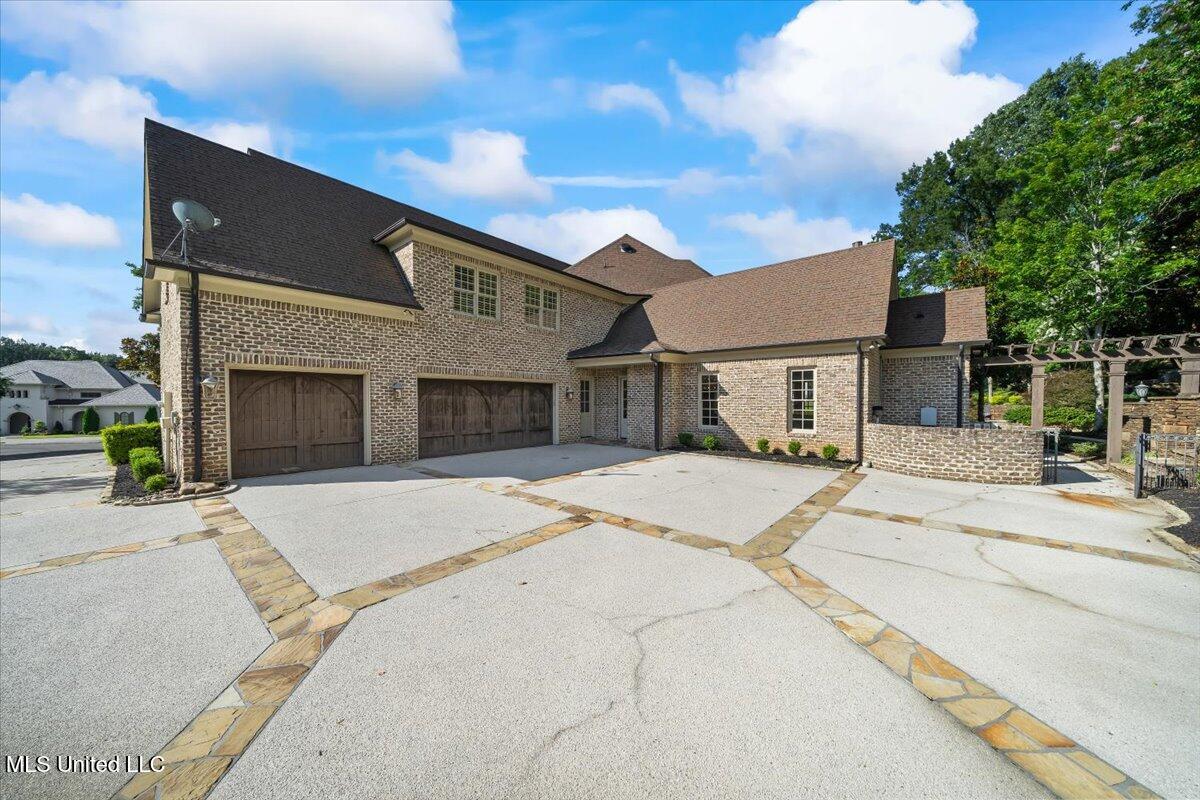 4665 Crystal Springs Cove