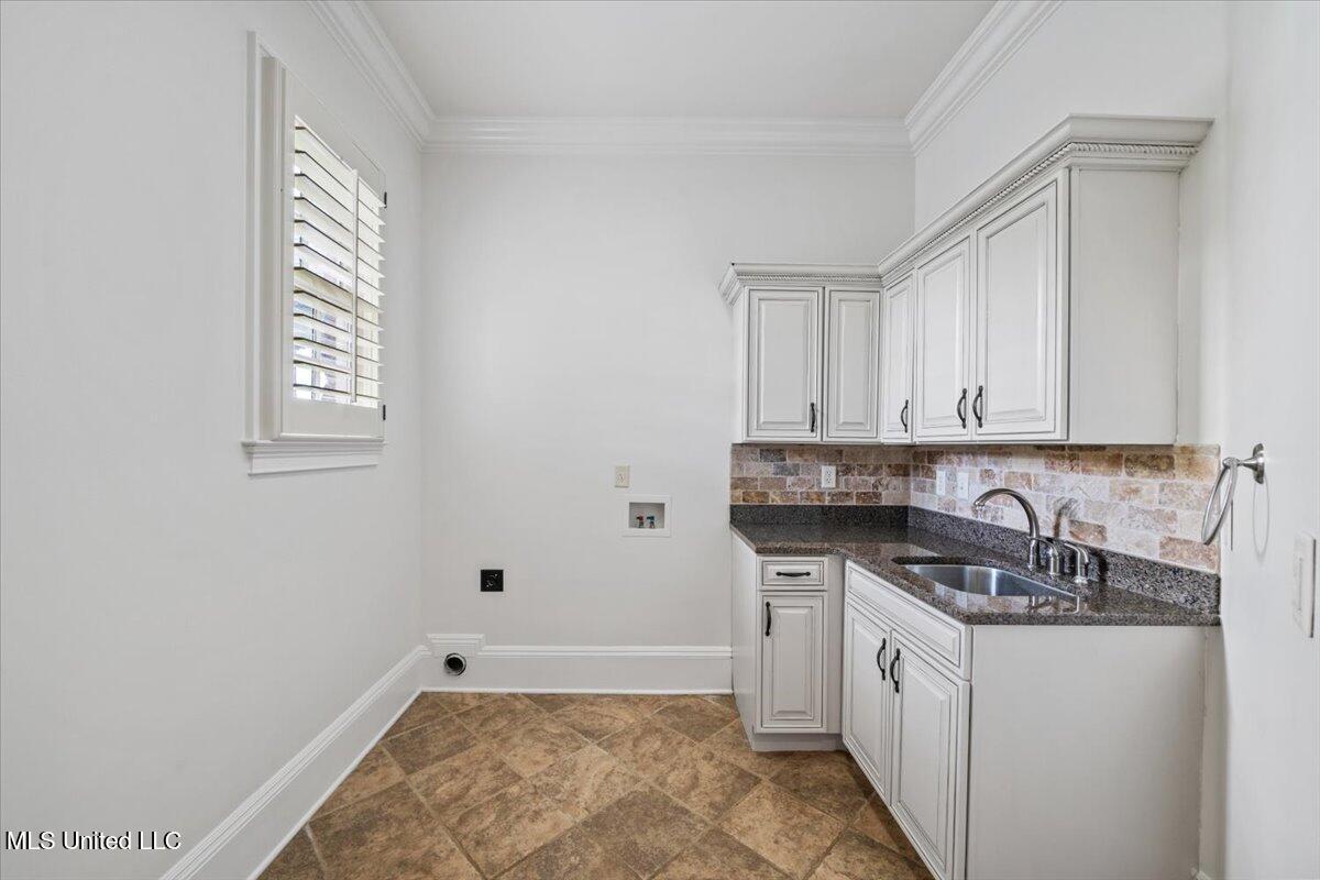 4665 Crystal Springs Cove