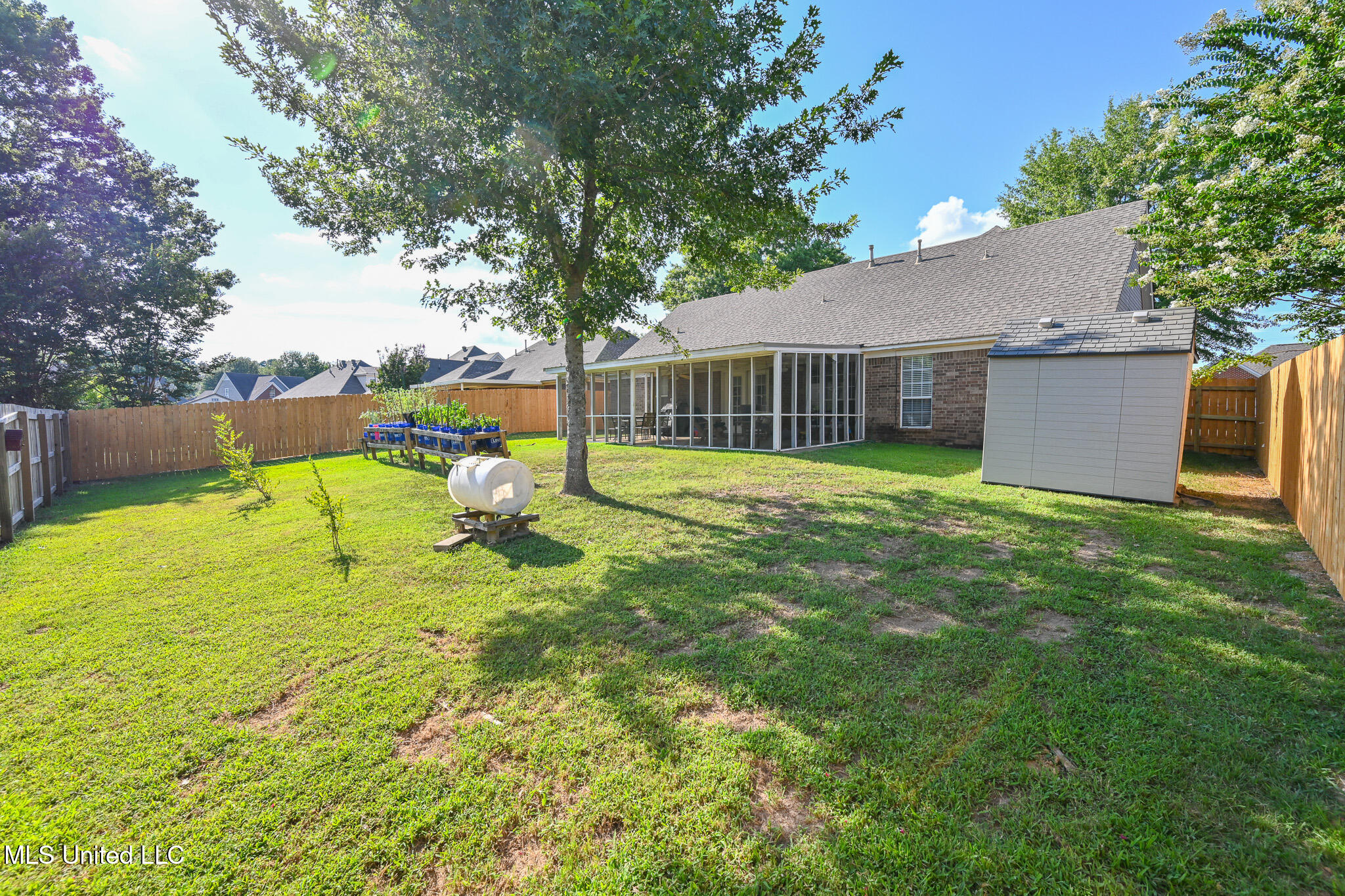 1367 N Pendulum Drive