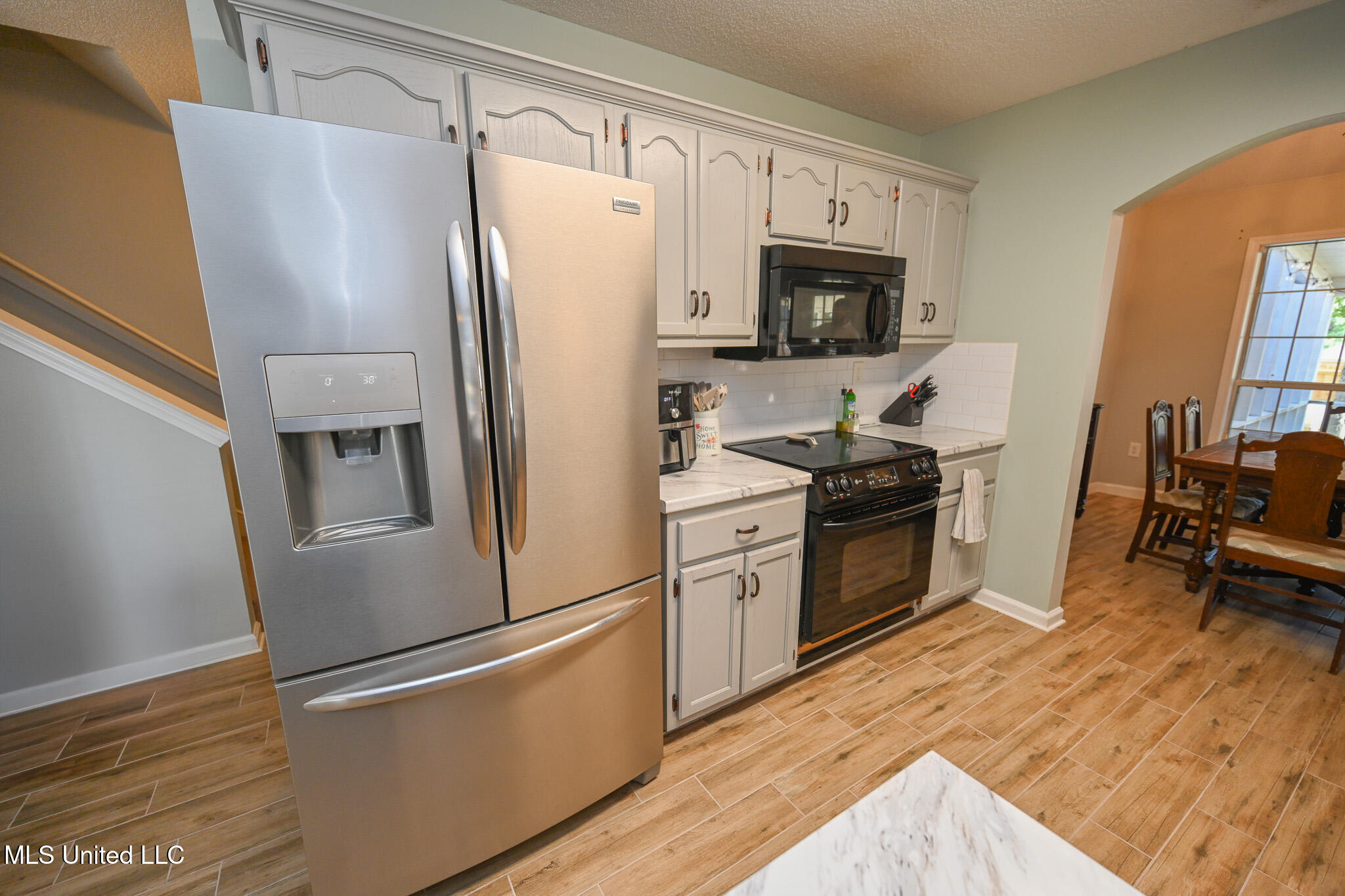 1367 N Pendulum Drive