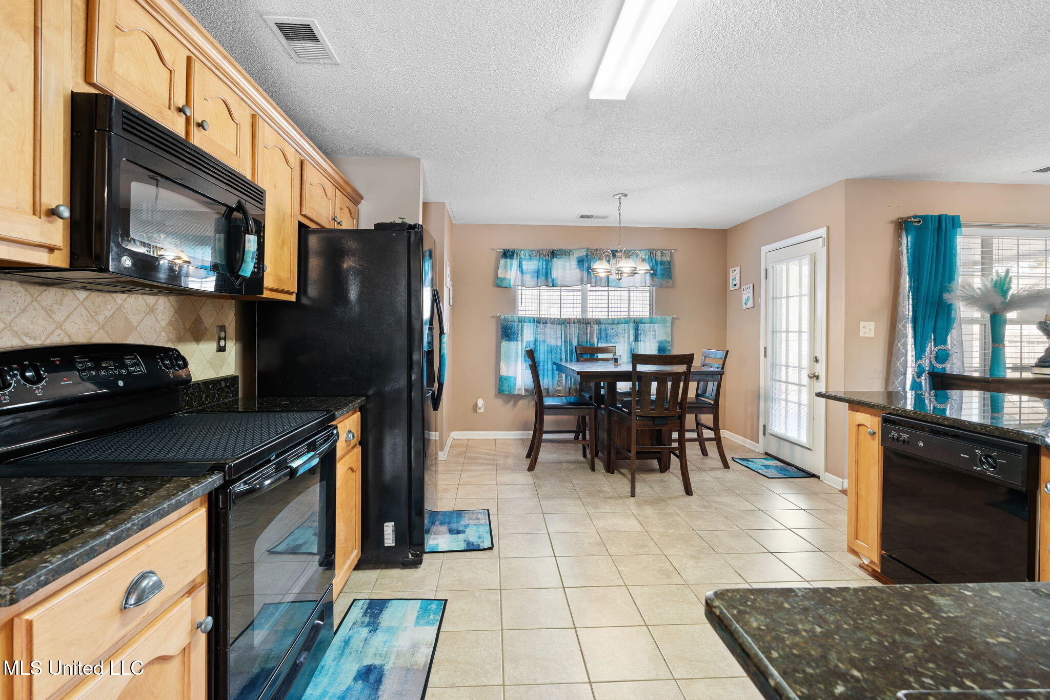 7207 Maple Grove Road