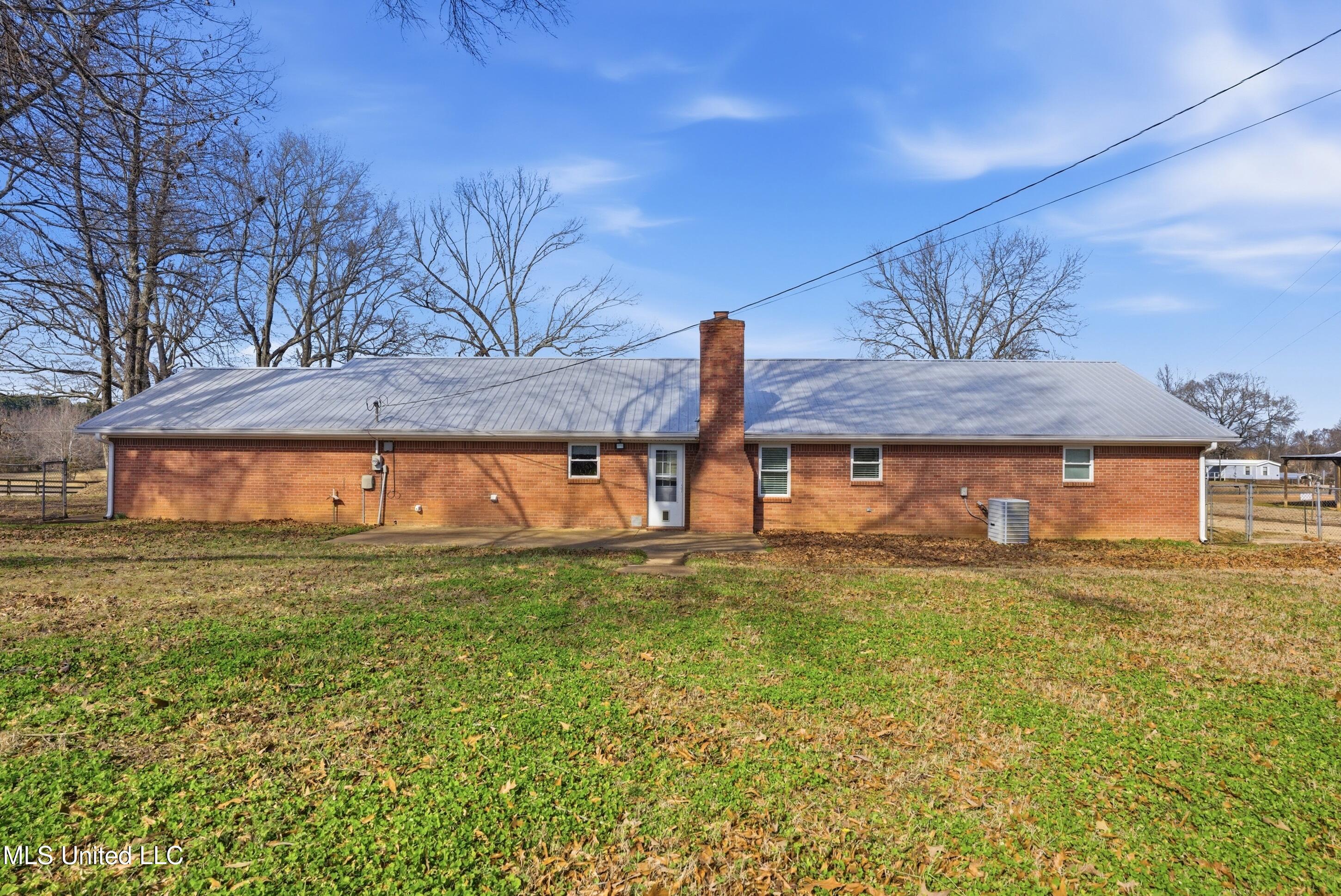 3000 Looxahoma-Tyro Road