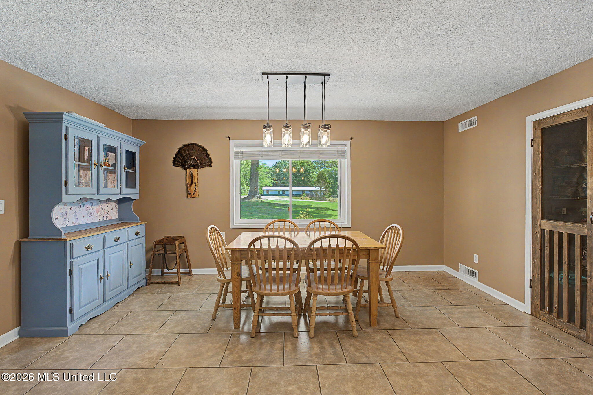 2125 Swinnea Road