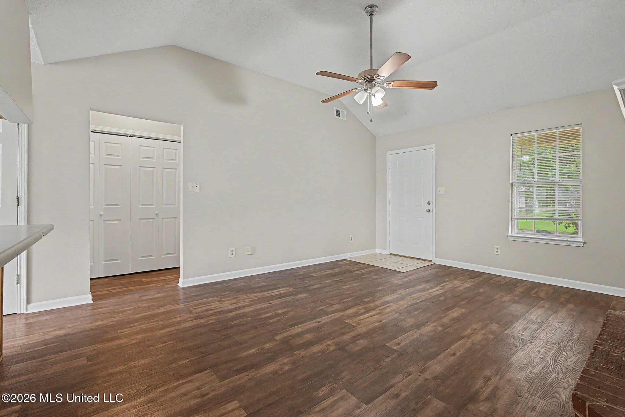 2561 Winwood Cove