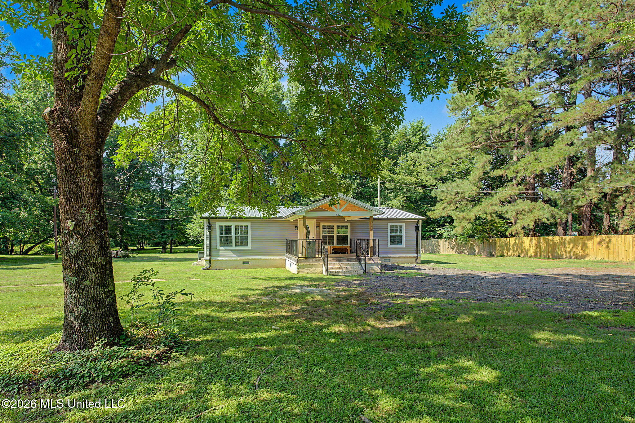 369 Meadow View Circle