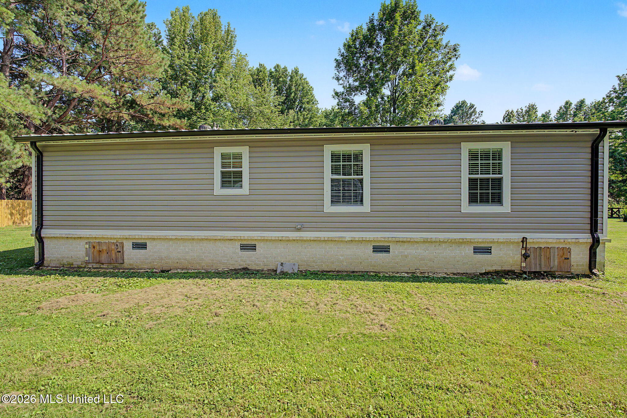 369 Meadow View Circle
