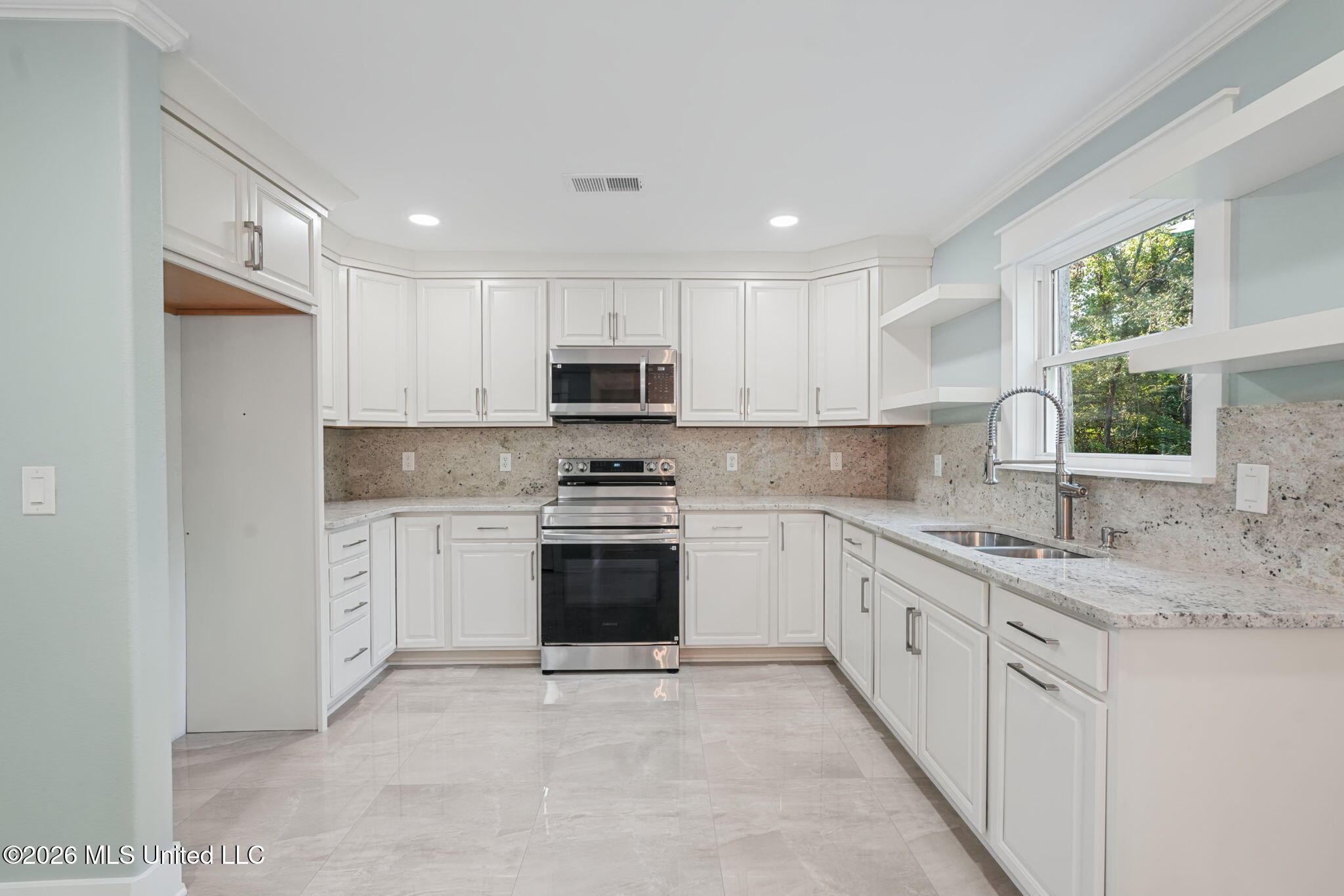 5116 W Mississippi 178