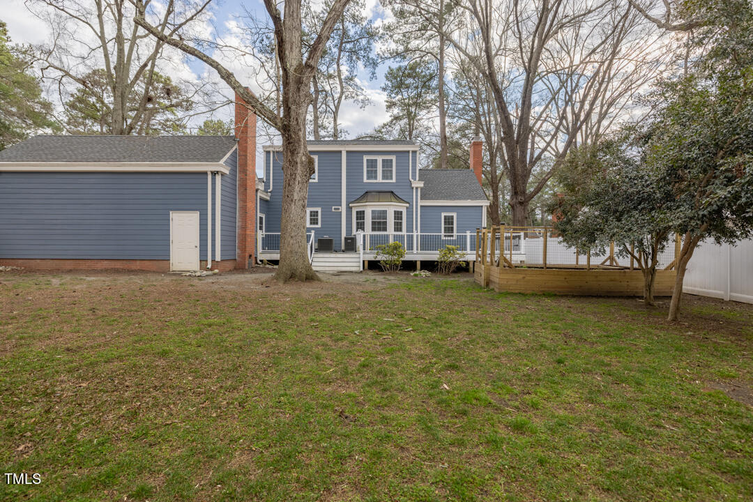 208 College St.