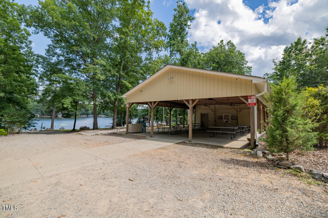 123 Leisure Lane