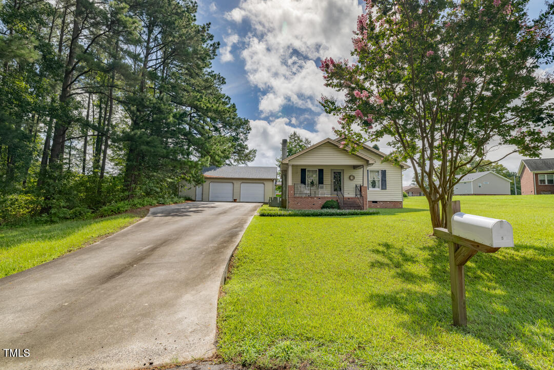 54 Hickory Circle