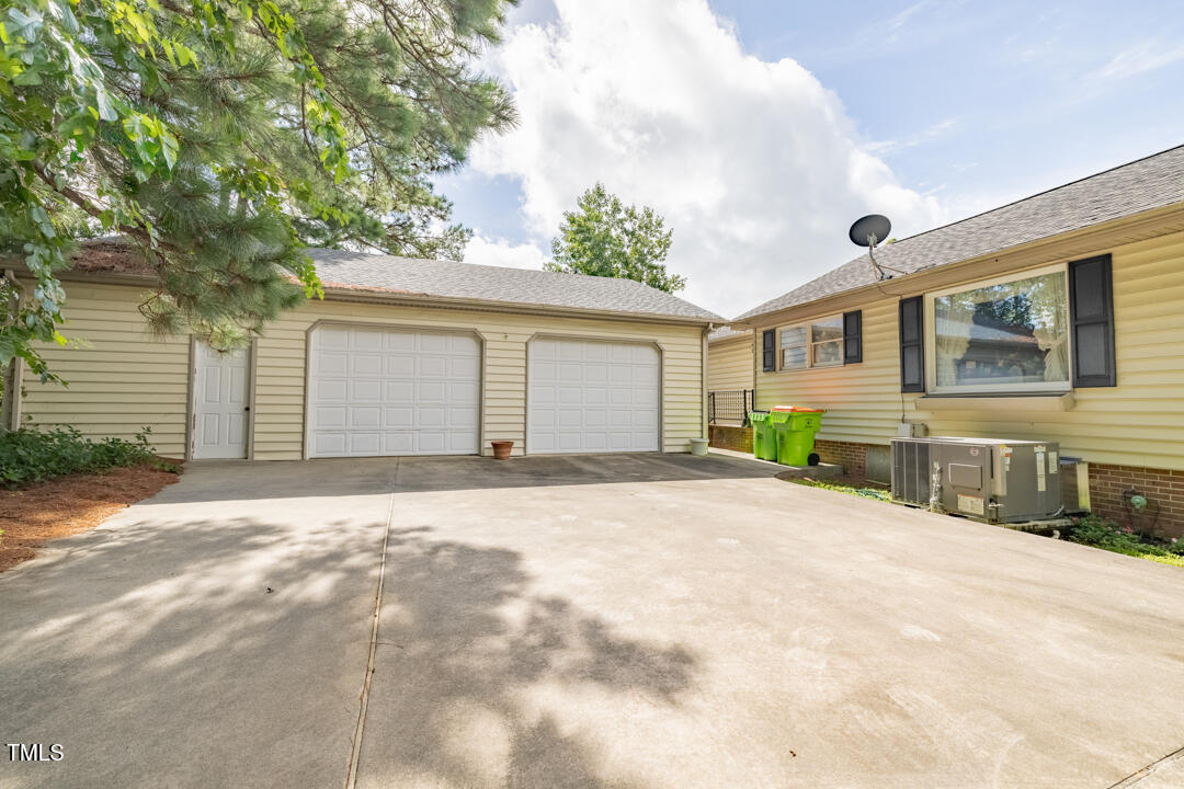 54 Hickory Circle