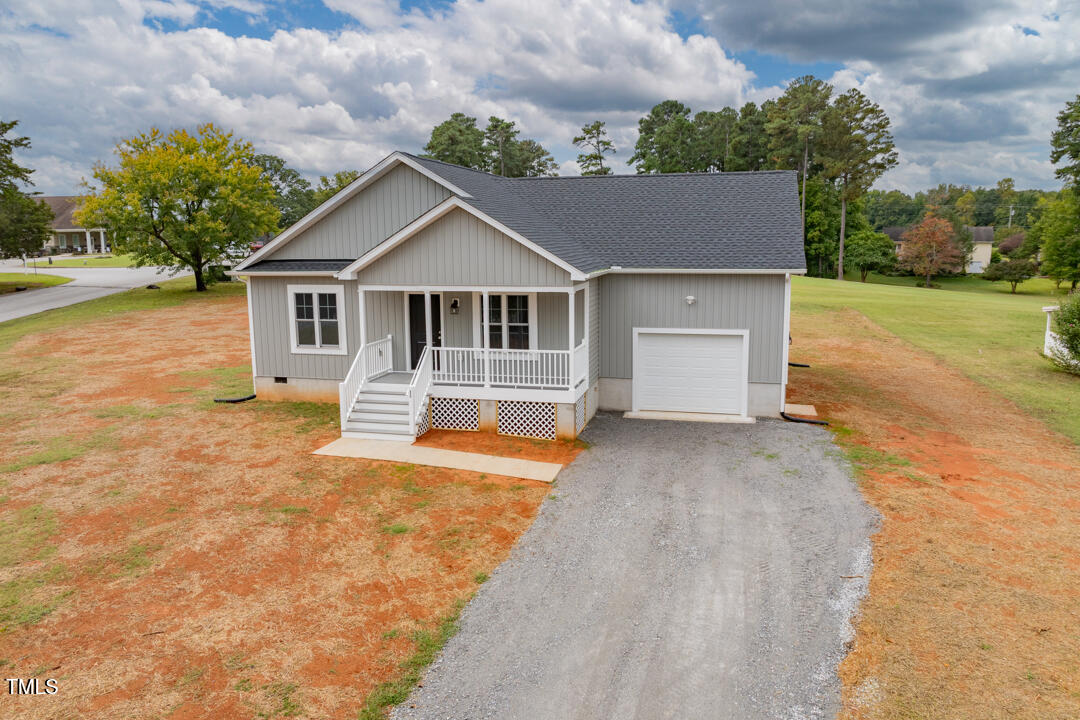 11 Longwood Dr.
