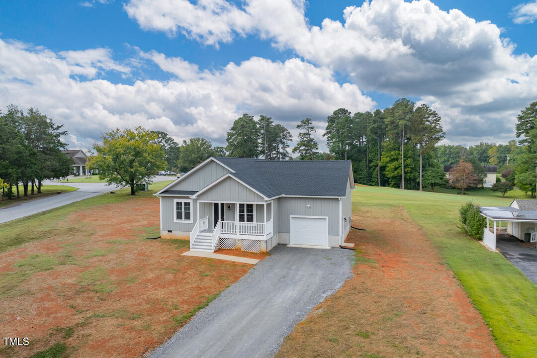 11 Longwood Dr.