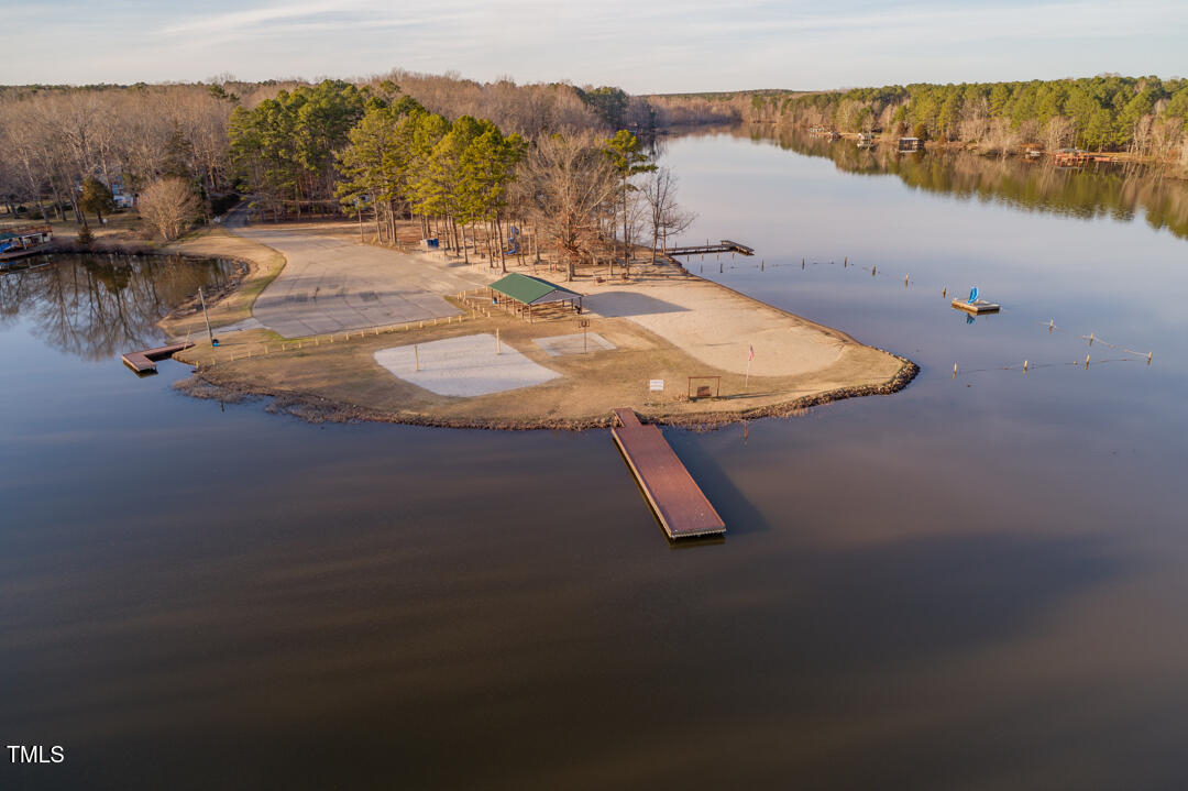 11 Longwood Dr.
