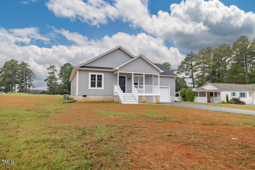 11 Longwood Dr.