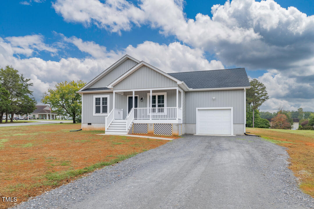 11 Longwood Dr.