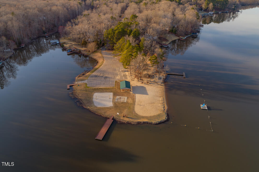 11 Longwood Dr.