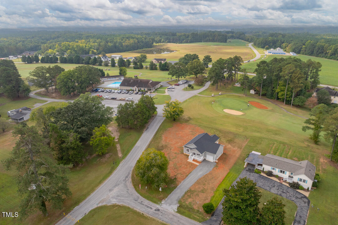 11 Longwood Dr.