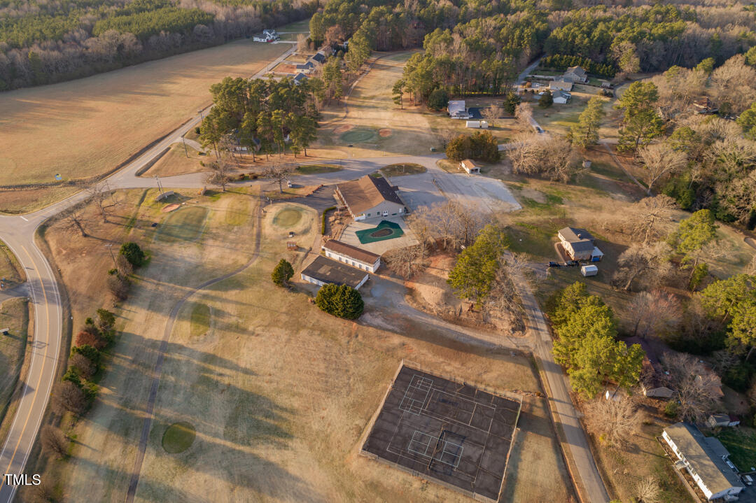 11 Longwood Dr.