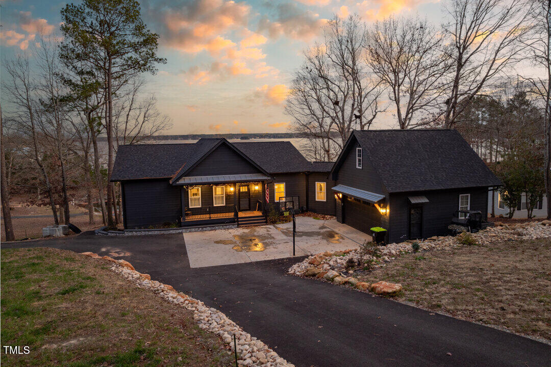 294 Vincent Drive