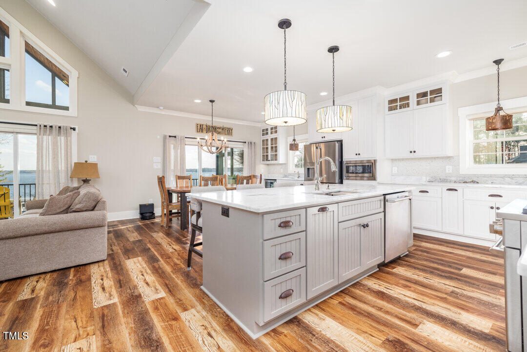 294 Vincent Drive