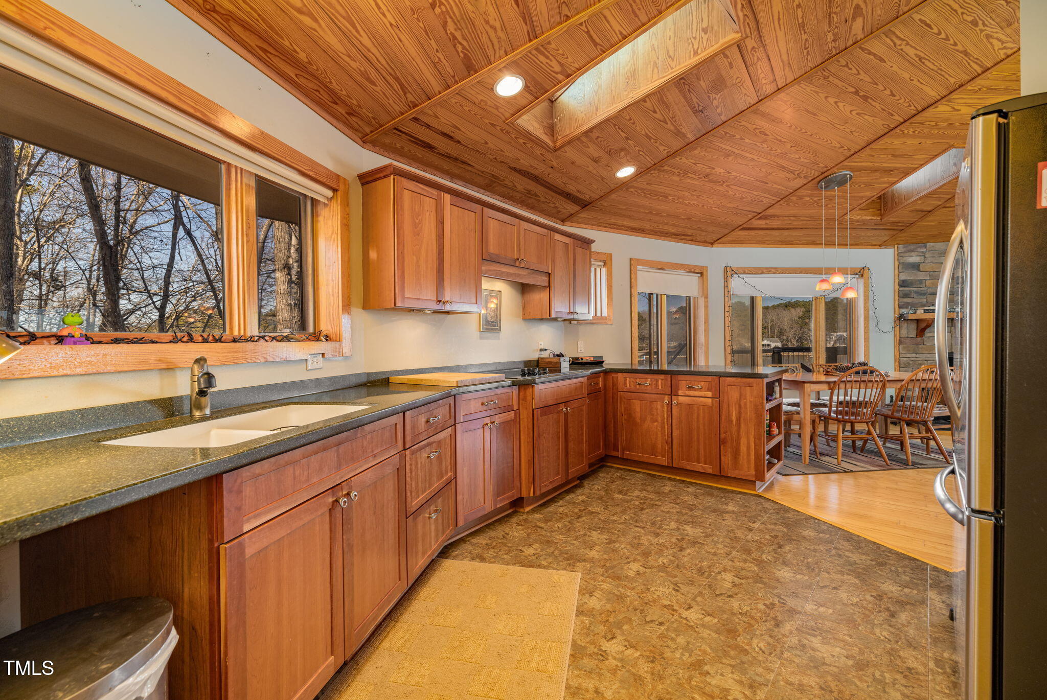 182 Songbird Creek Rd.