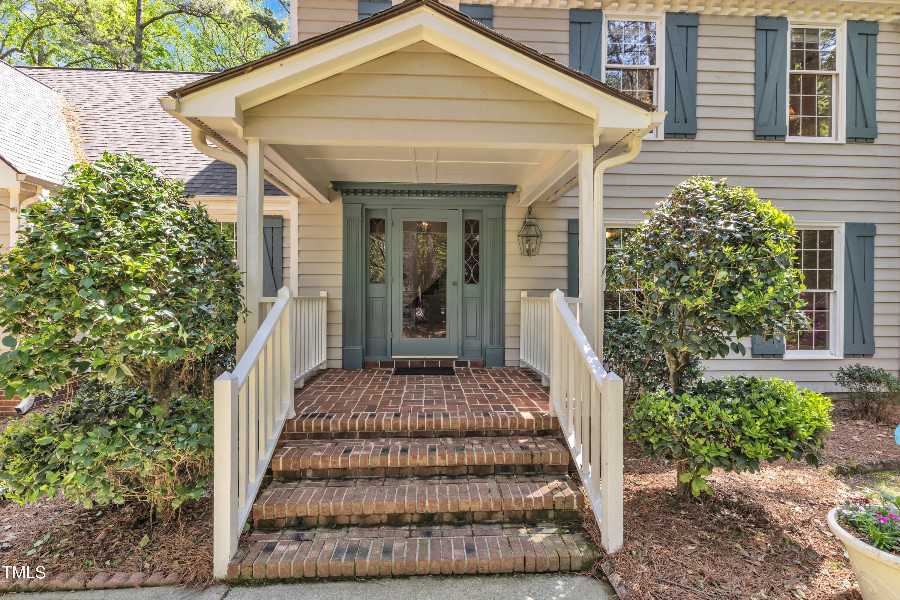 108 Maplewood Drive