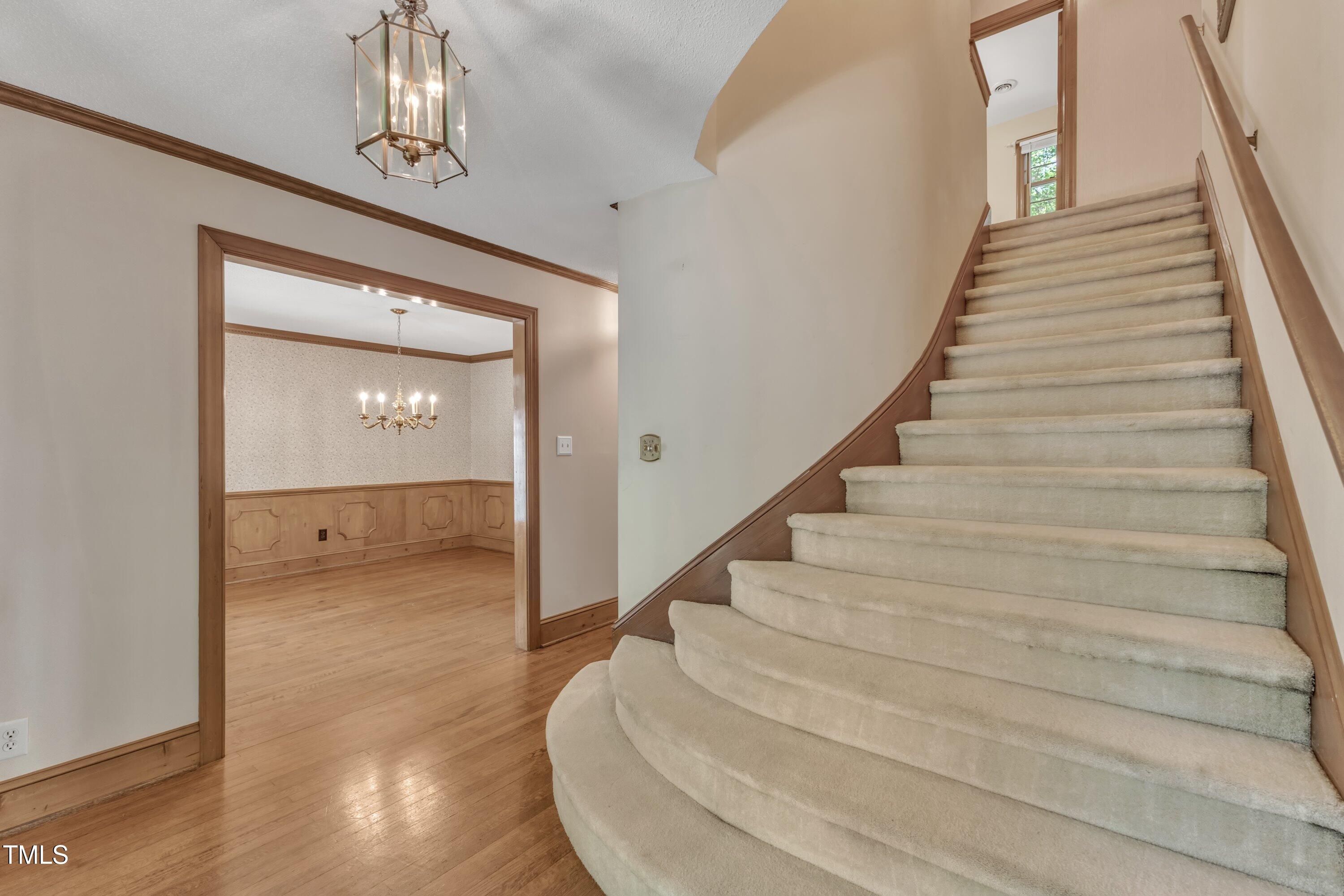 108 Maplewood Drive