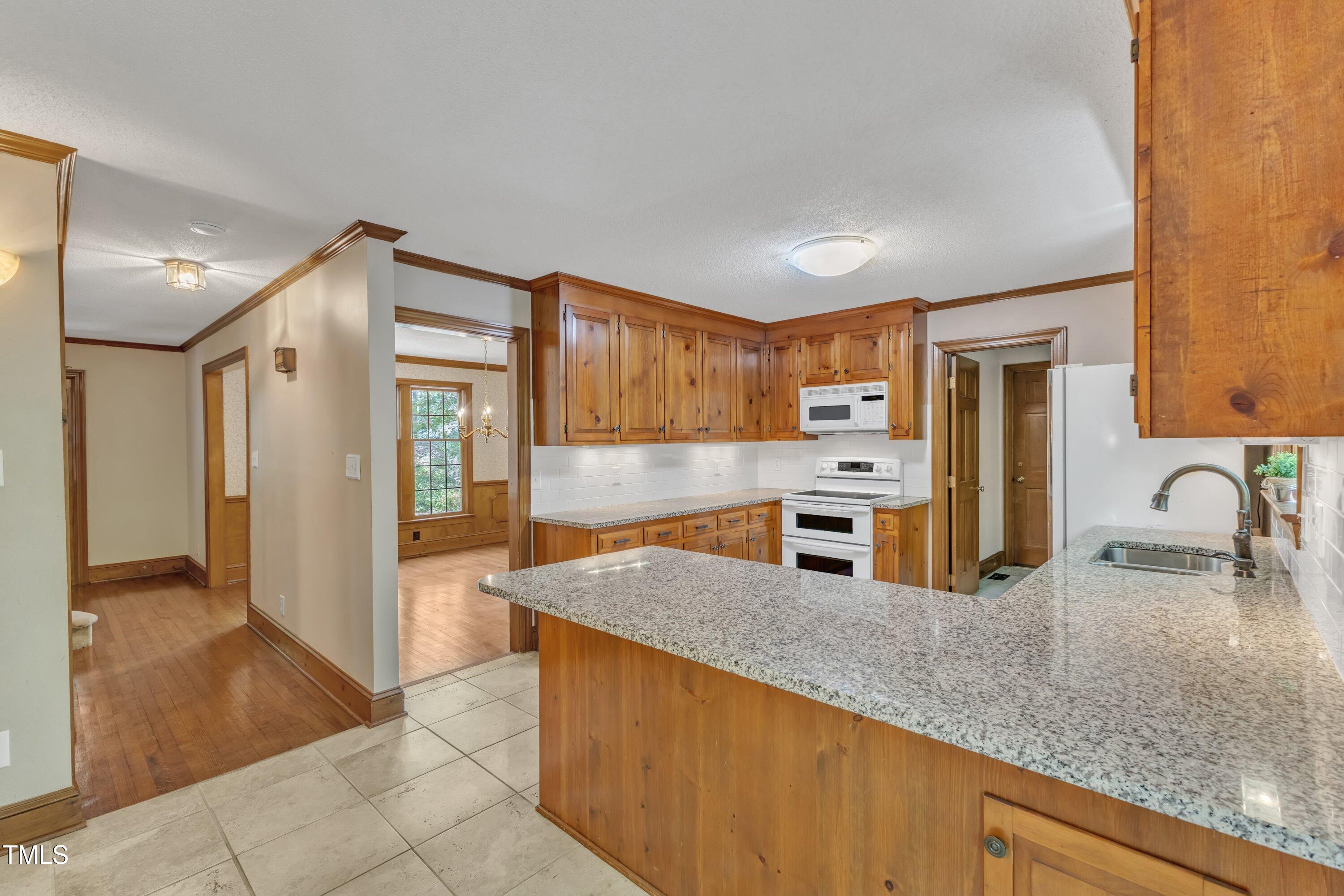 108 Maplewood Drive