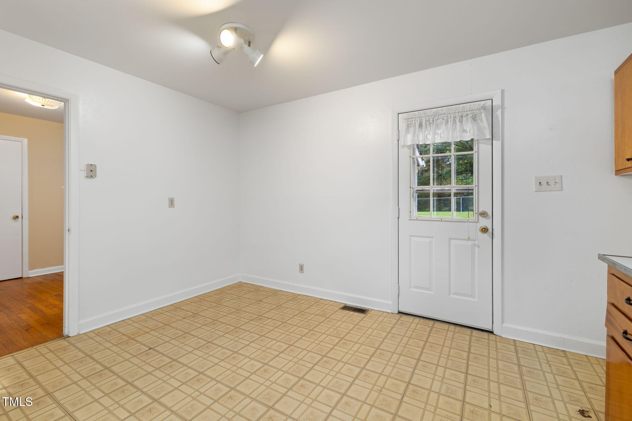 2015 Walnut Street