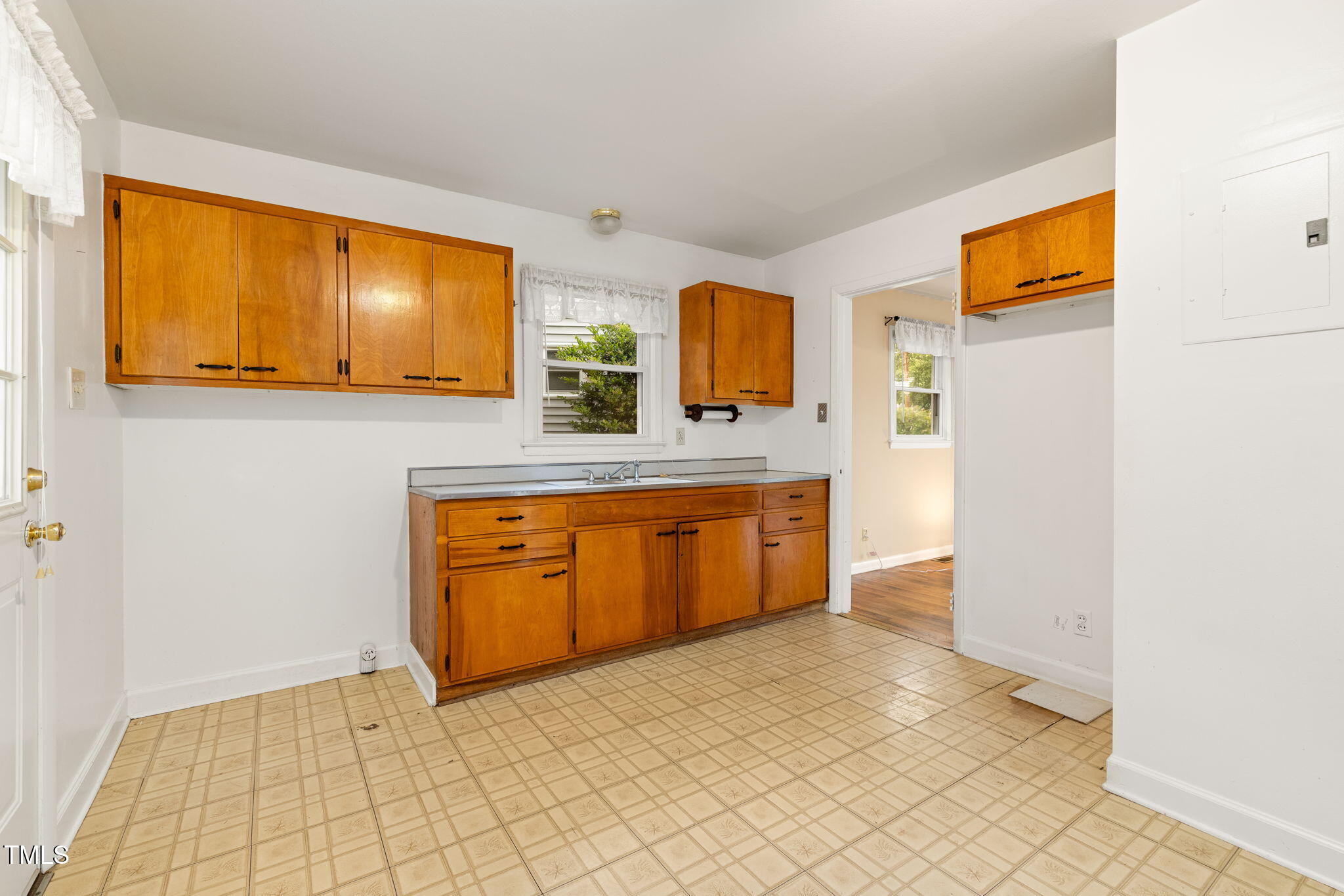 2015 Walnut Street