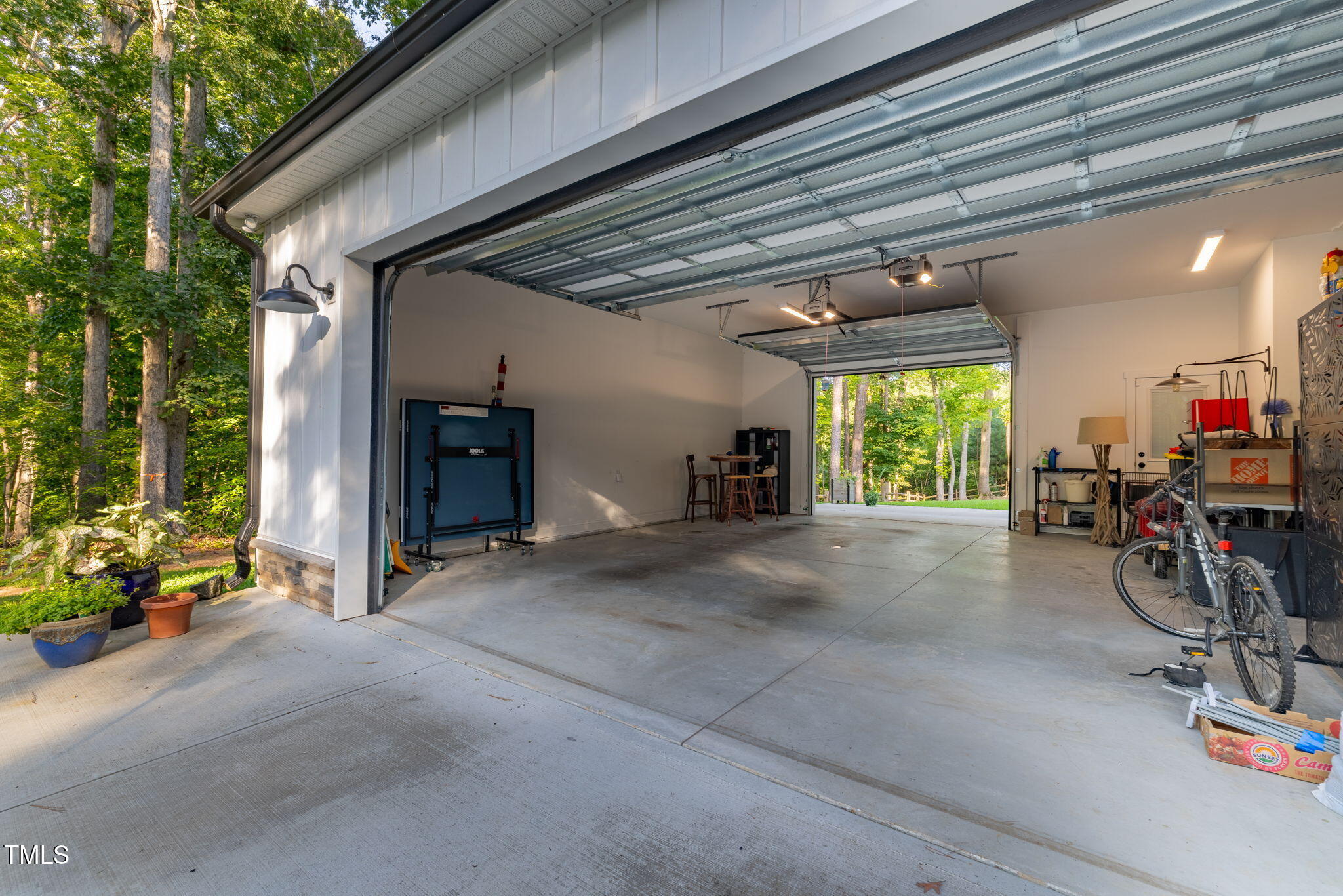 212 River Forest Drive