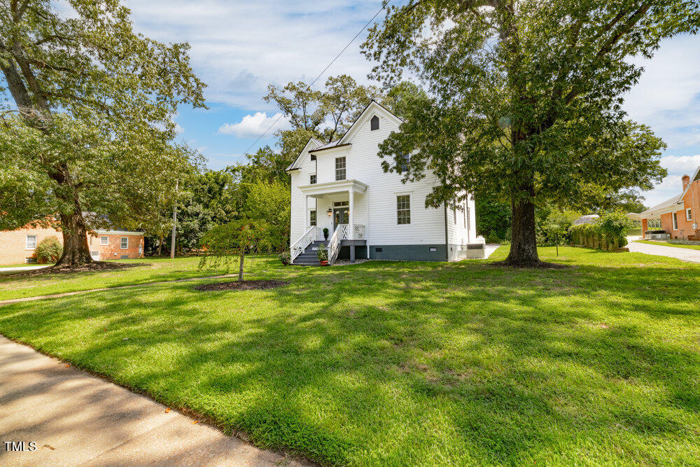 401 Mosby Avenue