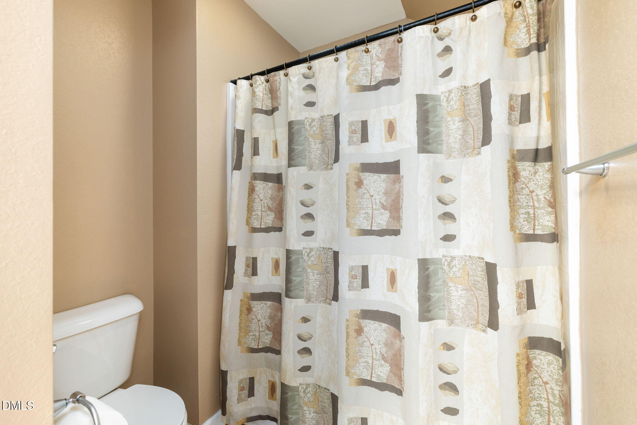 845 Lees Point Drive